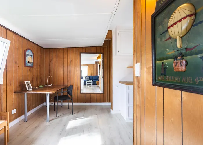 Con Jardin Y Barbacoa En El Centro De La Laguna *